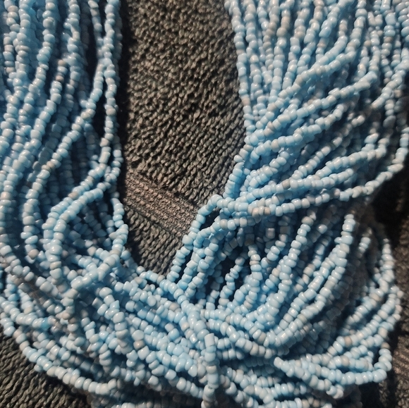 Multi-Strand Blue Glass Seed Bead 18" Necklace 1939 - Picture 2 of 4